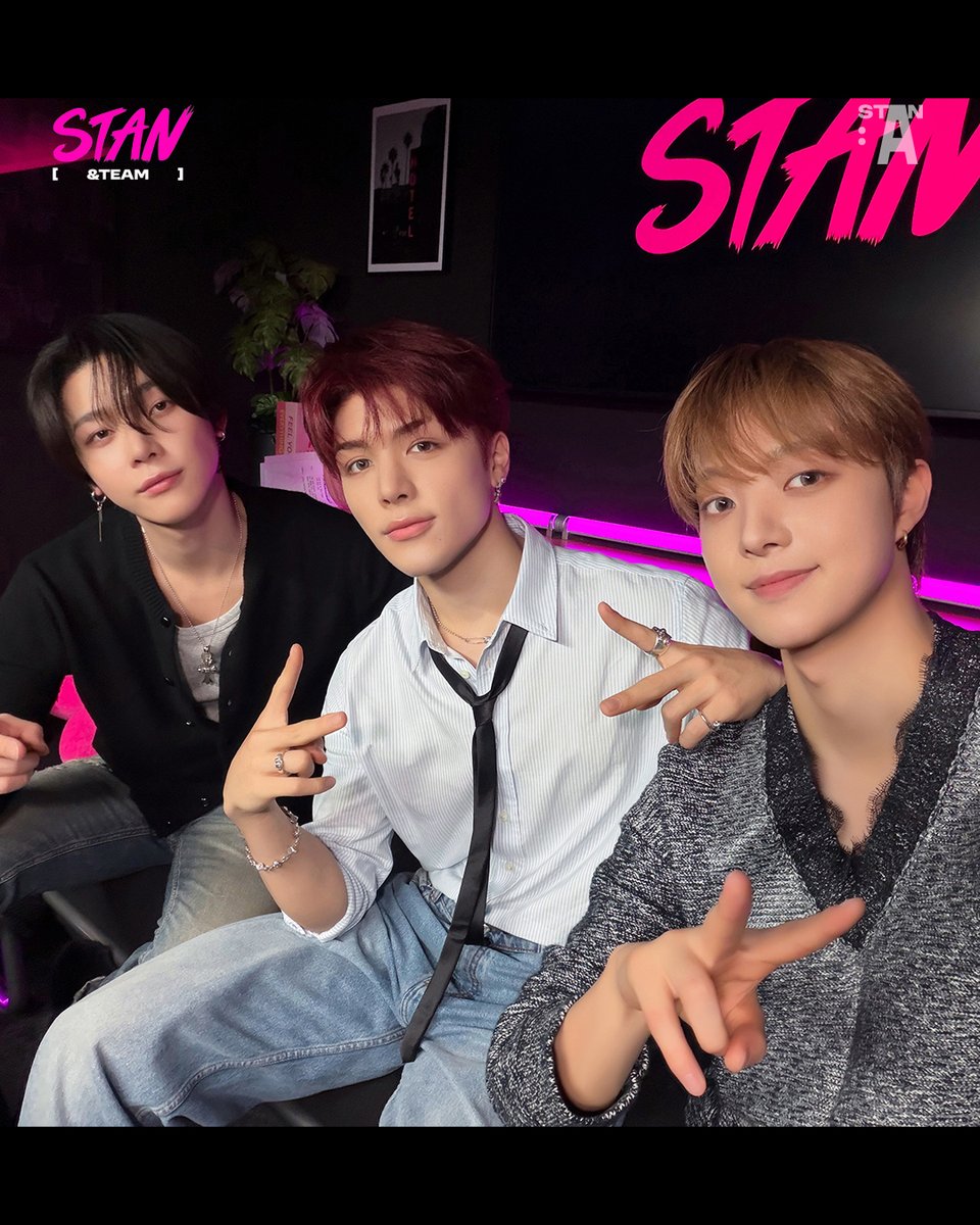 stan_a_official's tweet photo. [#STAN_andTEAM l Behind Photos] 늑자님들이 남기고 간 셀카 대공개..🐺✨
심장에 무리 갈 수 있으니 심호흡하고 넘기기!
역시… LUNÉ만의 굿보이들이 맞습니다🥹

잠깐, 아직 STAN [&TEAM] 을 못 보셨다고요? 

▷ 지금 STAN:A 스포티파이와 유튜브, 엠넷플러스에서 시청해보세요!  

🔔YouTube : https://t.co/ehjSRPrkbb  
🔔Spotify : https://t.co/7ZvqV3Zg8I 
🔔Mnet Plus : https://t.co/rqxvH785Z5  

#STANA #스탠에이 #스탠앤팀 #andTEAM #앤팀