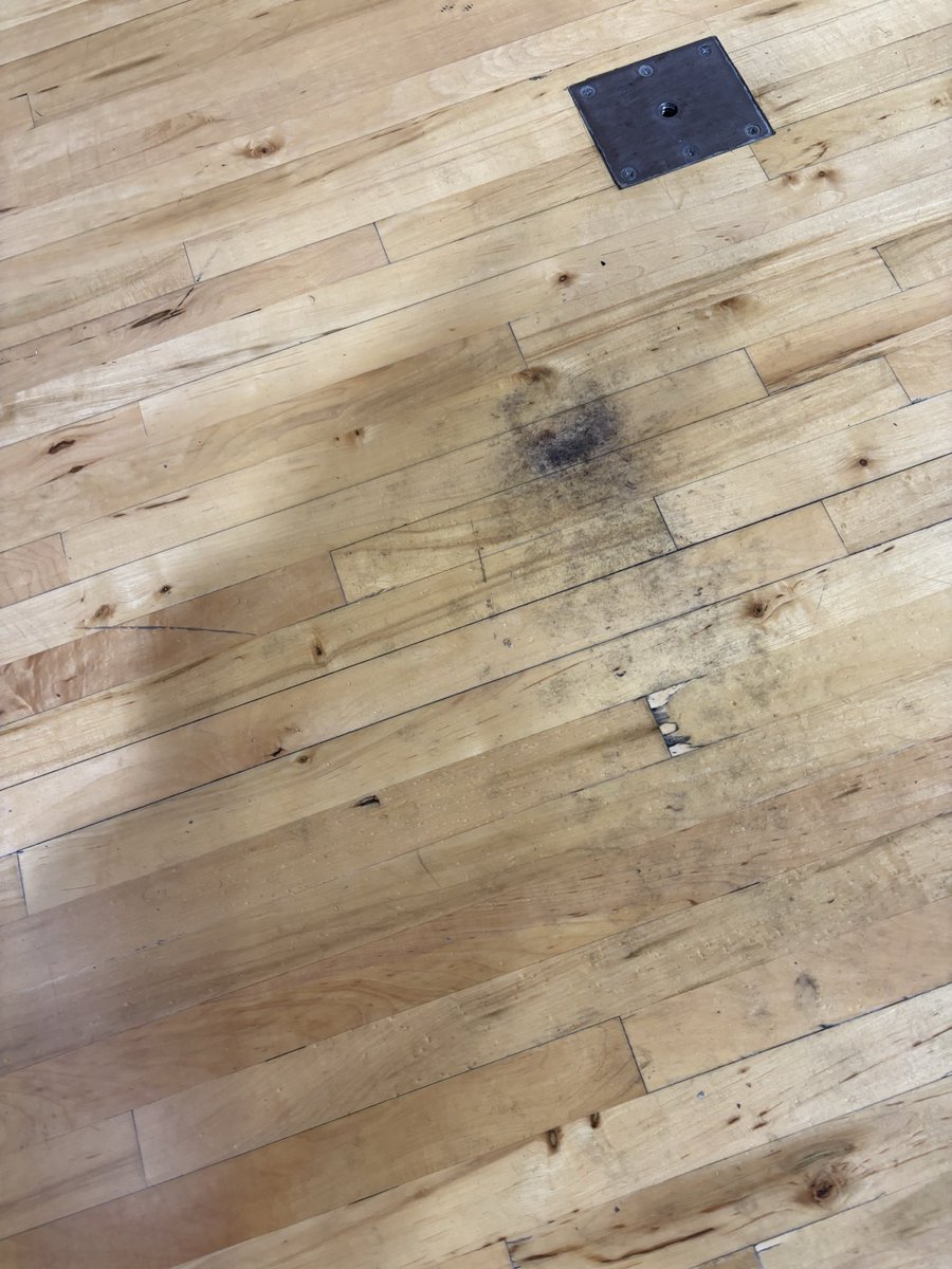 GPhilip52086's tweet photo. Taupo has a wonderful events centre, which is well kept up.
But last week a kapahaka competition hired it and destroyed the beautiful wood floor.
Meanwhile users are constantly warned by staff, about care of the facility. https://t.co/SaGvtgmdd2