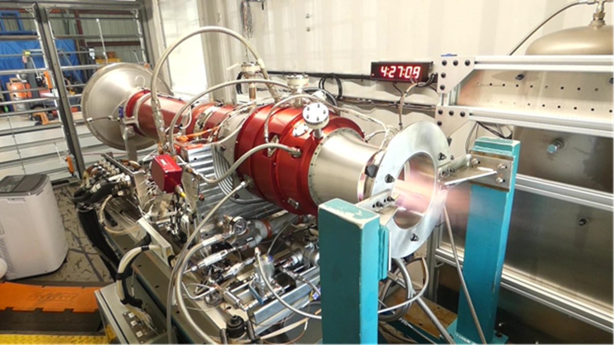 ASML2002 tweet picture