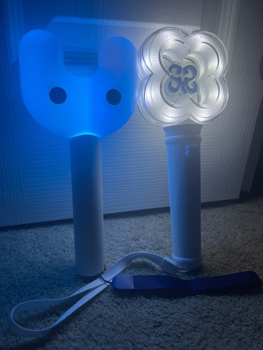 supernatokki's tweet photo. hopefully adding kiiikiii lightstick soon 🩶 https://t.co/JaHB8EcnL9