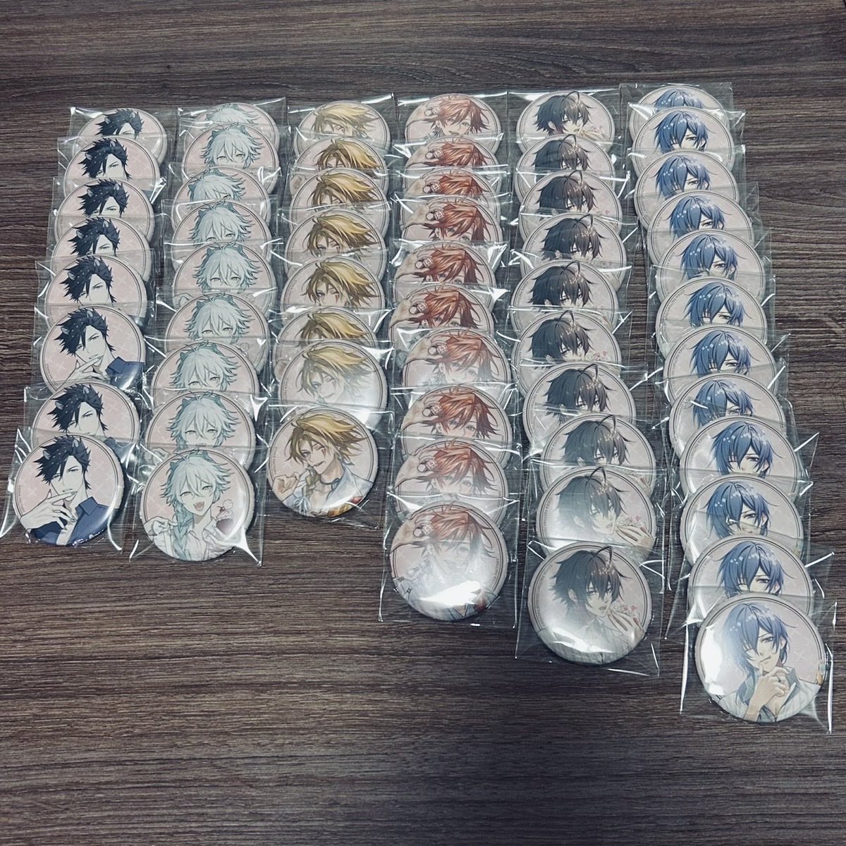 gaoo_tr's tweet photo. 【交換】オトメイト B's-LOG
 with sweetsトレーディング
缶バッジ Vol.6

譲｜真之介 幸斗 フィン イーノ フェイ ルヲ

求｜テオ

郵送交換 or 28.29.30池袋手渡し
まとめての交換を優先させていただく場合がございます。

検索からでもお気軽にお声掛けください。
よろしくお願いいたします。 https://t.co/HkPhHLQVeK