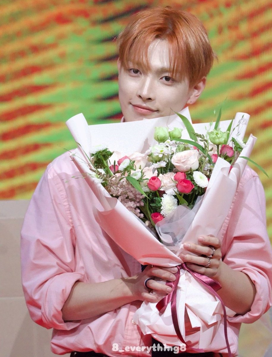 joongztars's tweet photo. flowerjoong :3 https://t.co/HrtfbGCLWD