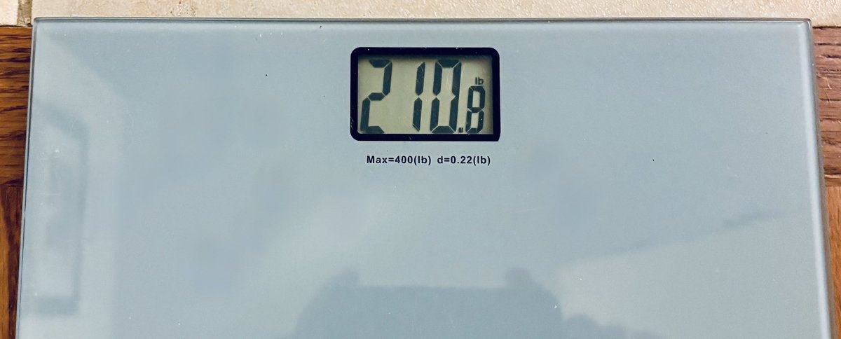 AugustDonnelly's tweet photo. Well, Hell!

That's the First Time I've Seen Two-Ten Since I Don't Know When!

Actually, I Do -- It Was 2018 and I Didn't Have to Lose 40 Pounds to Weigh-In at Deux-Dix. 

😂

#CardioIsHardio #Fitness #MiddleAgedMan https://t.co/EdKBlR0kmx