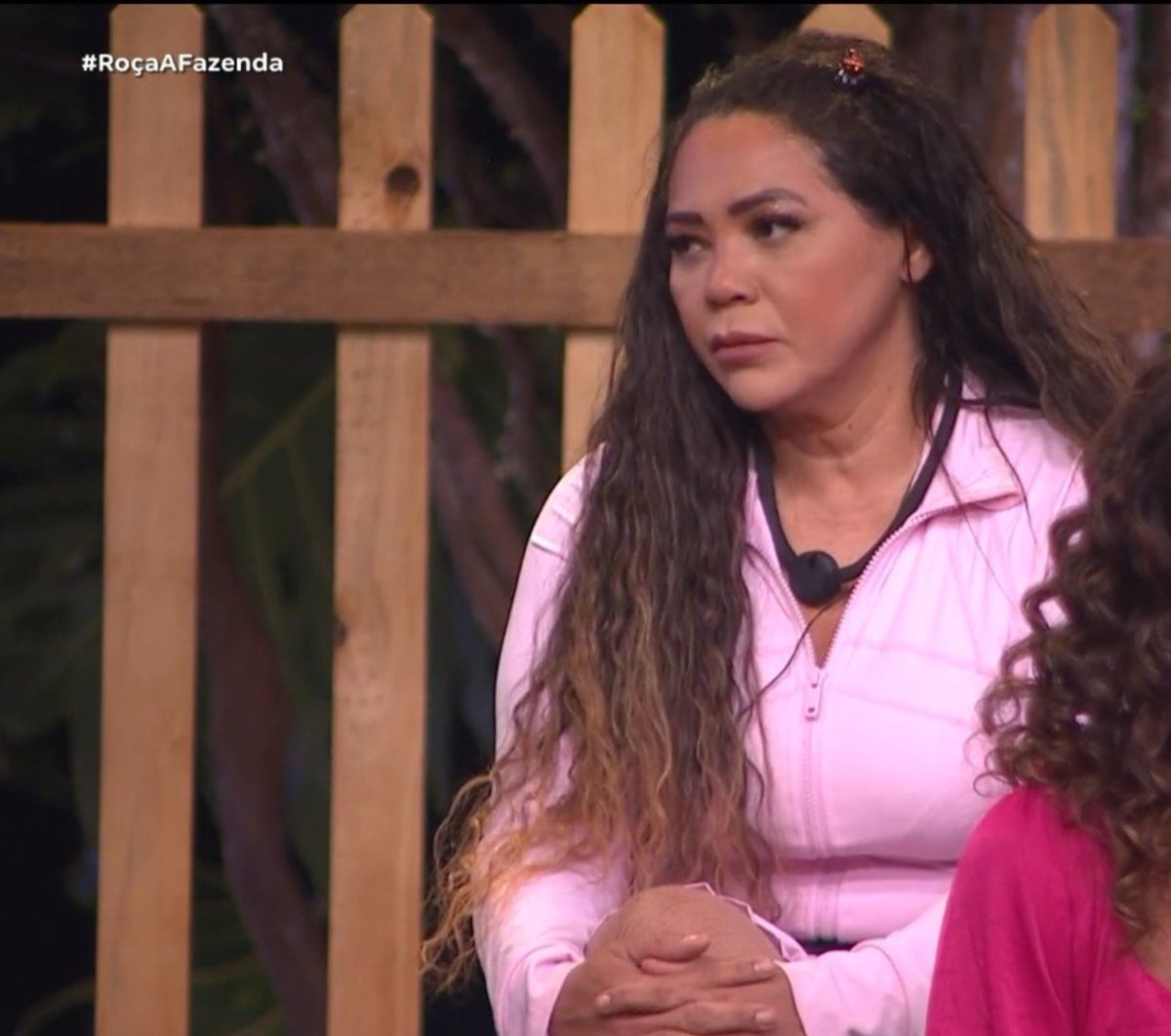 Flavioestanek's tweet photo. Engraçado esta mulher mentiu, tentou manipular e se vitimizou até não aguentar mais. E que falar que o povo esta no efeito manada. #ForaDarlin #RoçaAfazenda #provadofazendeiro #Afazenda https://t.co/3DtKiTrzE4