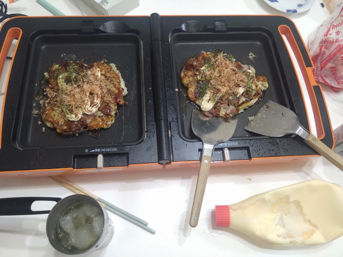 watasiniitoda's tweet photo. 断捨離しながらお昼突入でして https://t.co/U0pAWTkFVn
