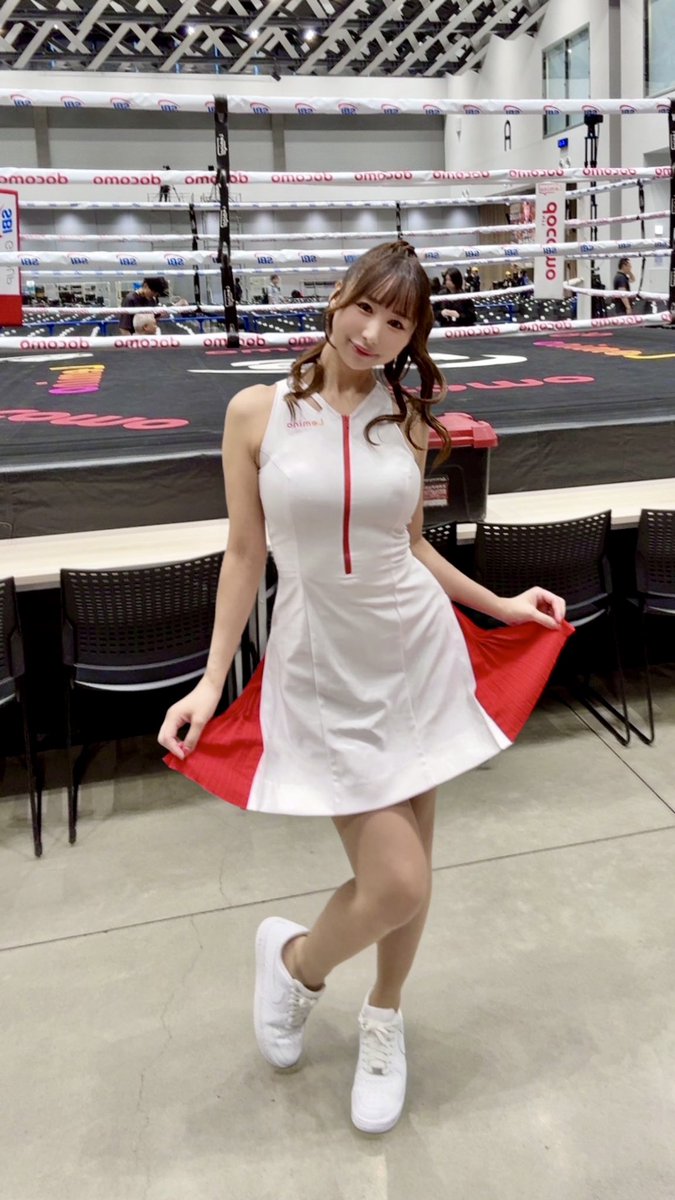 azully_official's tweet photo. 🥊ご来場＆ご視聴❤️御礼

「NTTドコモ presents
Lemino BOXING PHOENIX BATTLE 161」

憧れのフェニックスバトルのリングに
ラウンドガールとして立つことができて
とても光栄でした🙏✨

選手の皆さまが努力を積み重ね、
大切なものを守り、挑戦する姿は
本当に美しく、かっこよかったです！👏

一緒に応援してくださった皆さま
ずっと忘れません🫶🥹

本当にありがとうございました🥊❤️