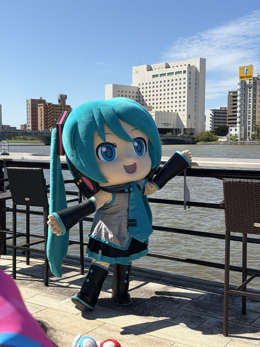caffein89's tweet photo. 天気が良すぎる https://t.co/ZPjRuX8niq