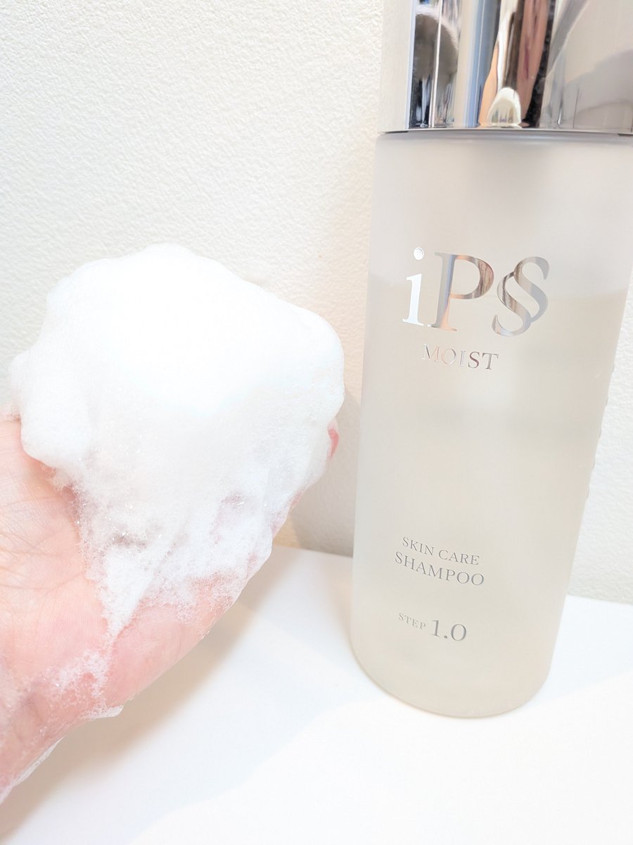 ayahahimi's tweet photo. iPS アイ��ーセクション
スキンケアシャンプー/ヘアトリートメントモイスト

次世代の化粧水シャンプー登場
美容家　ヒロキ氏による製品監修
成分を浴びるように洗う
という新しいケア体験へと導く

スキンケア保湿成分　10種類リポソーム化
10種類のフリー処方
iPS細胞培養液由来保湿成分配合 https://t.co/4vDhm7FBrh