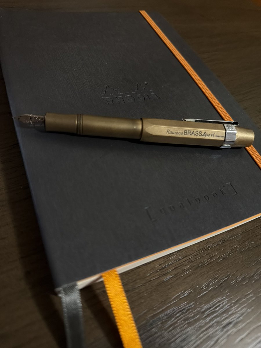 milkcrusade's tweet photo. "This study provides empirical evidence for the effectiveness of three goal achievement tools: accountability, commitment, and writing down one's goals. Specifically, results showed that: Those who wrote their goals accomplished significantly more than those who did not write their goals."
— Matthews, G. (2007). The impact of commitment, accountability, and written goals on goal achievement [Paper presentation]