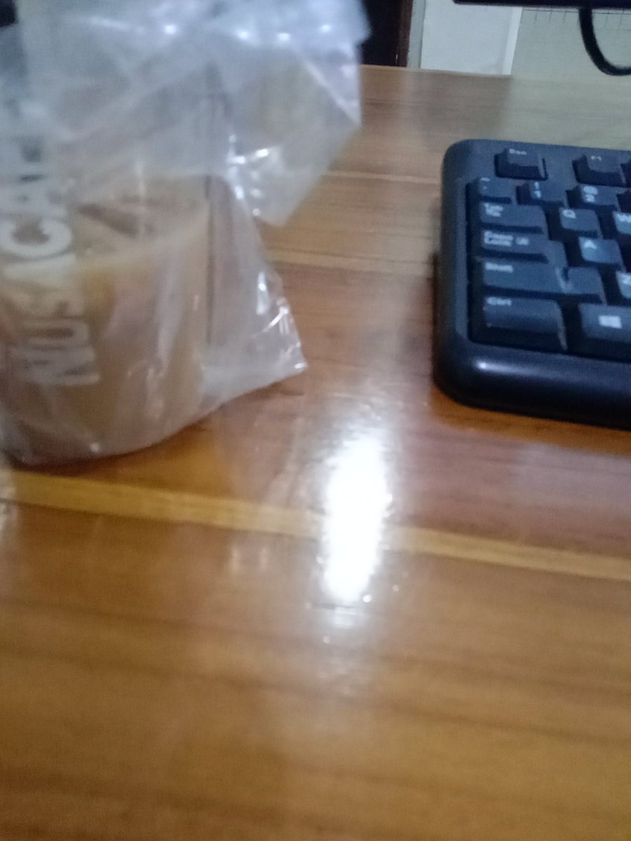Princesstrsr's tweet photo. gara gara patkil pagi² dah ngopi, biat ga ngantuk pas di kantor https://t.co/SDWbPm6gt8