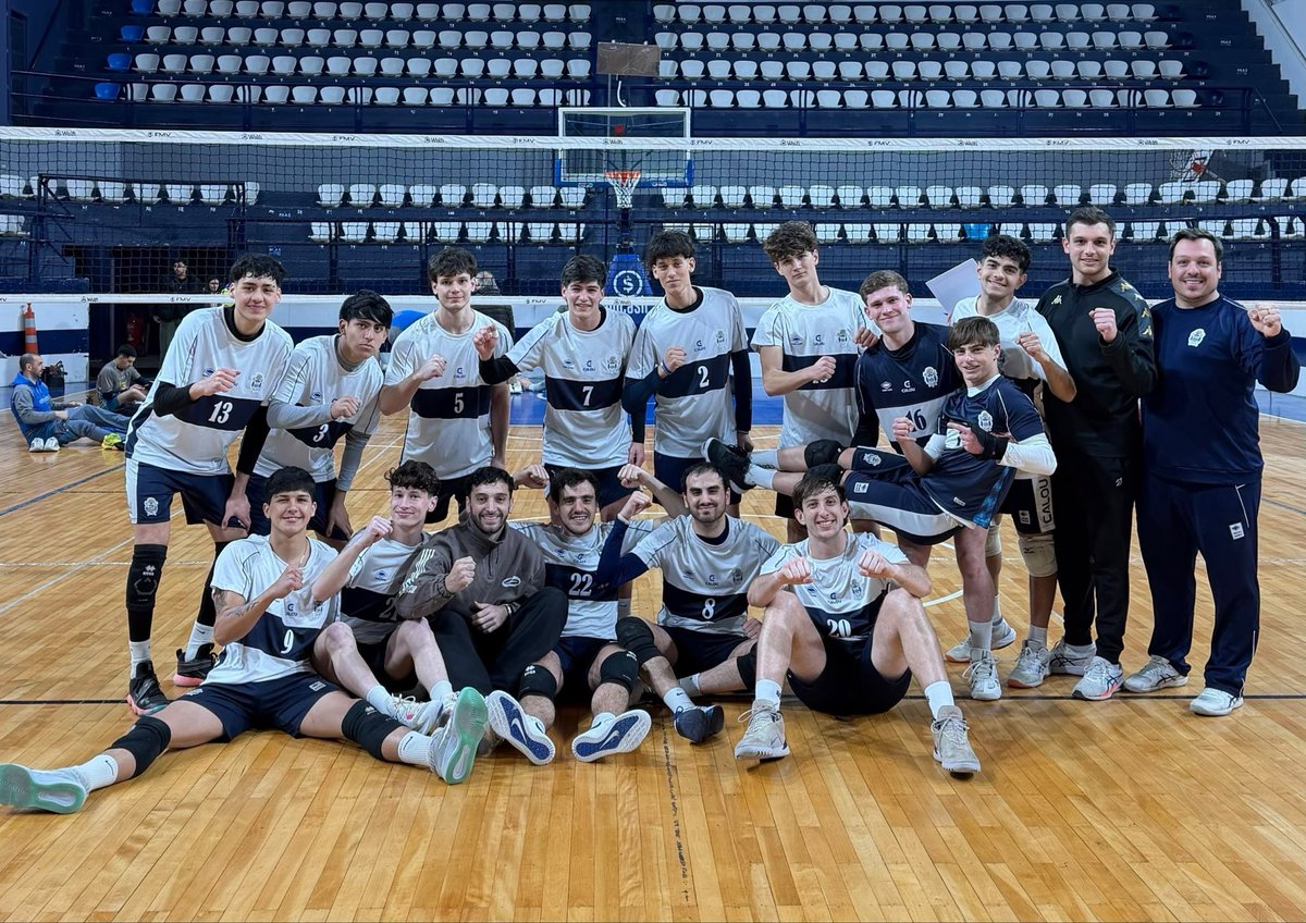 Lobosvoley's tweet photo. GANÓ GIMNASIA!
3-1 a GEI
🐺💙

🔜 Martes 29/9 🆚 CIUDAD B https://t.co/NWD6ZhuEvh