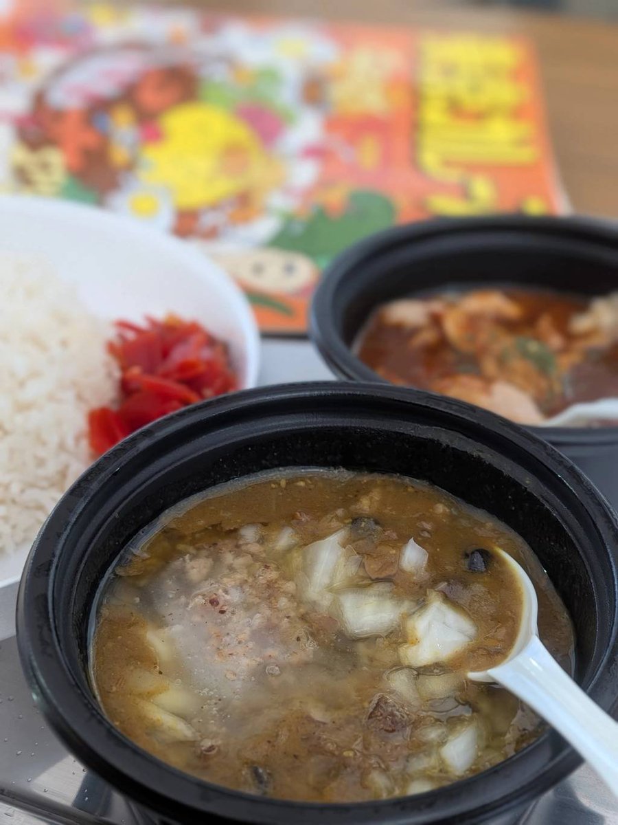 sagamionocurryf's tweet photo. 相模大野カレーフェスティバルの実行委員会メンバーで #東京カレー万博 さんにお邪魔してます🐻🍛 https://t.co/PBTlIC3AxB