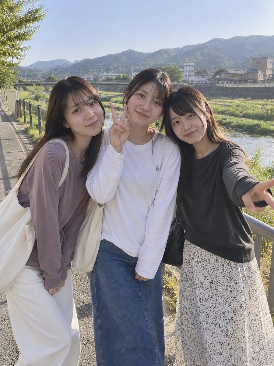 AIkokko8's tweet photo. ブルーバッジ、つけました🩵

これからもっと投稿していくので、
見かけたら気軽に絡んでください☺️

ところで…3人なら誰推し？👀 https://t.co/r0pcjOB9y4