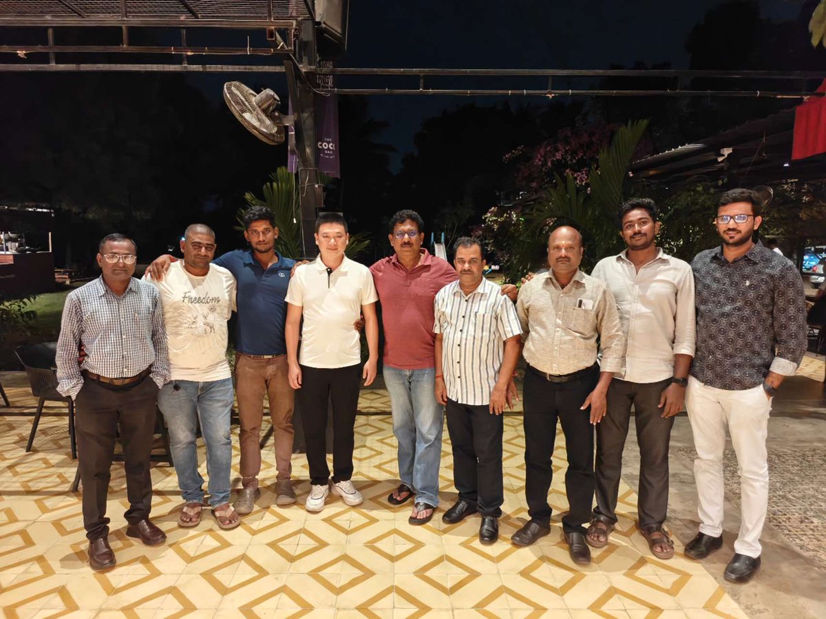 LeadsfonLiu's tweet photo. Our technical team recently travelled to India for on-site technical exchanges. We met local textile partners face to face, shared practical experience of circular knitting machines, discussed technical challenges and listened to their real demands on production. https://t.co/GsjCHRYOrt