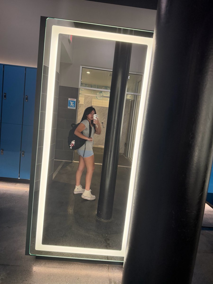 mostepiclarper's tweet photo. gym fit today #gym #fitness https://t.co/gNTCT5rX4z