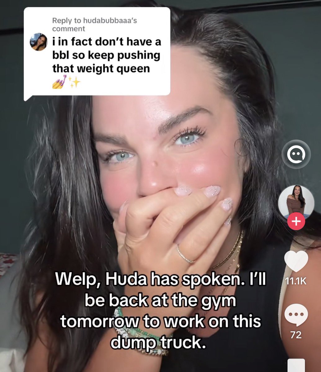 overlyirked's tweet photo. @unknownsenales @PMonydona58849 @TrendshiftTea Try again diaper booty can’t even come out and say she doesn’t have a BBL. She fights for her life every month. Because that shit looks a mess. https://t.co/TCRV6Uslpk