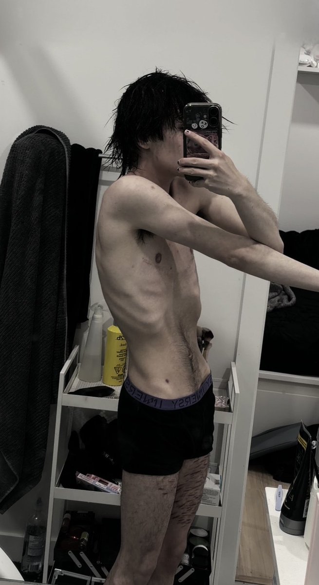 onyxs_journal's tweet photo. //bodycheck (86.3 lbs) 
goodnightt ughghgh im already tired of waking up early for uni ૮◞ ‸ ◟ ა
#edrtwt #edtwt #shedrtwt #sledtwt https://t.co/267xTbq3nu