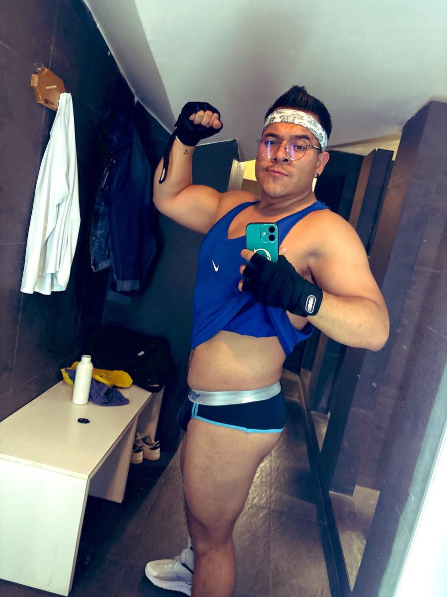 chris19920's tweet photo. Ya entrenamos 

Siempre termino muy calenchu 😏🔥

Quien para quitarnos las ganas? 😏🫣 https://t.co/lNRKMDbCTf