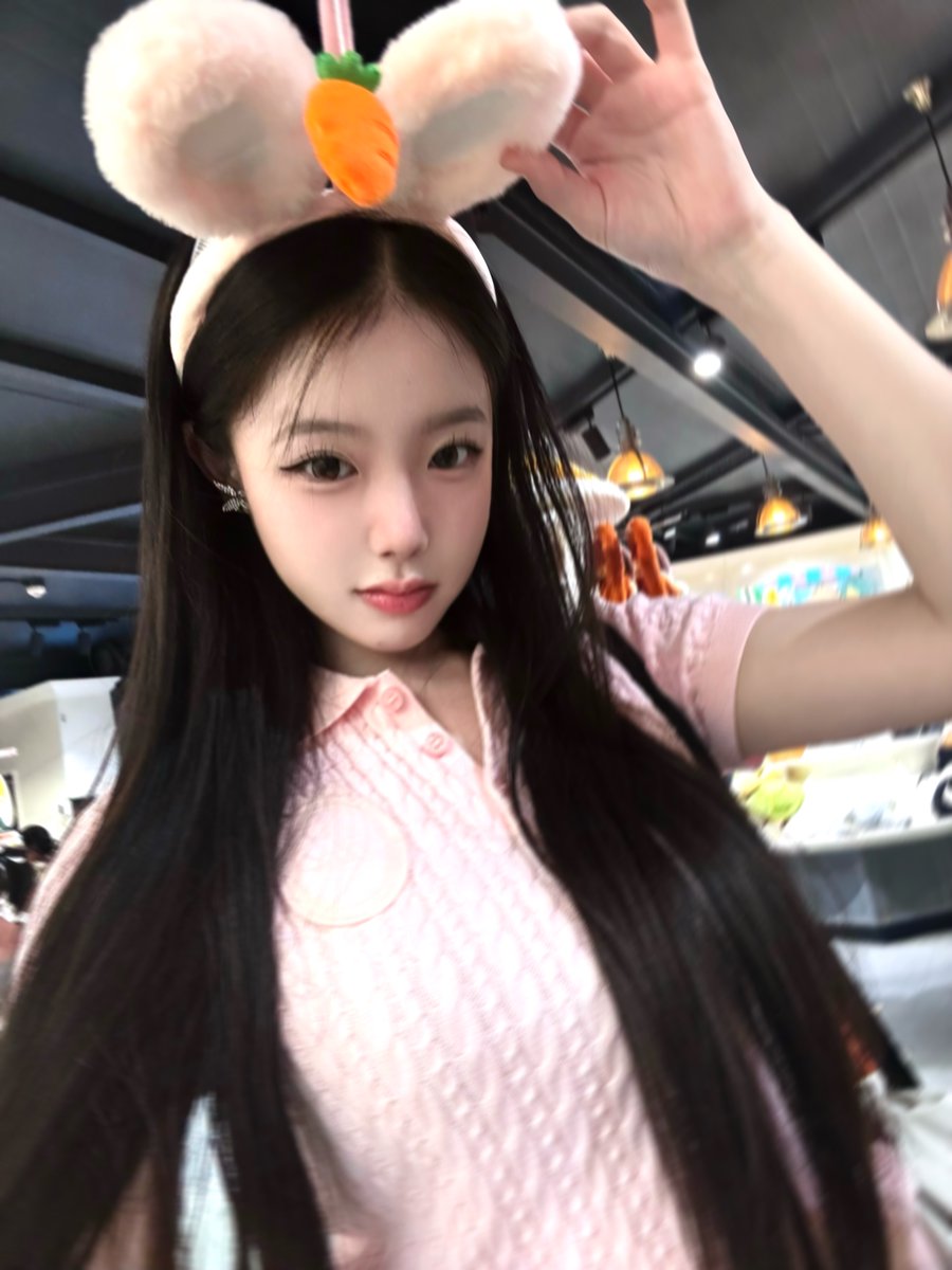 bomdaeng_ii's tweet photo. 토끼 ~🐇 https://t.co/ZUGsjBCput