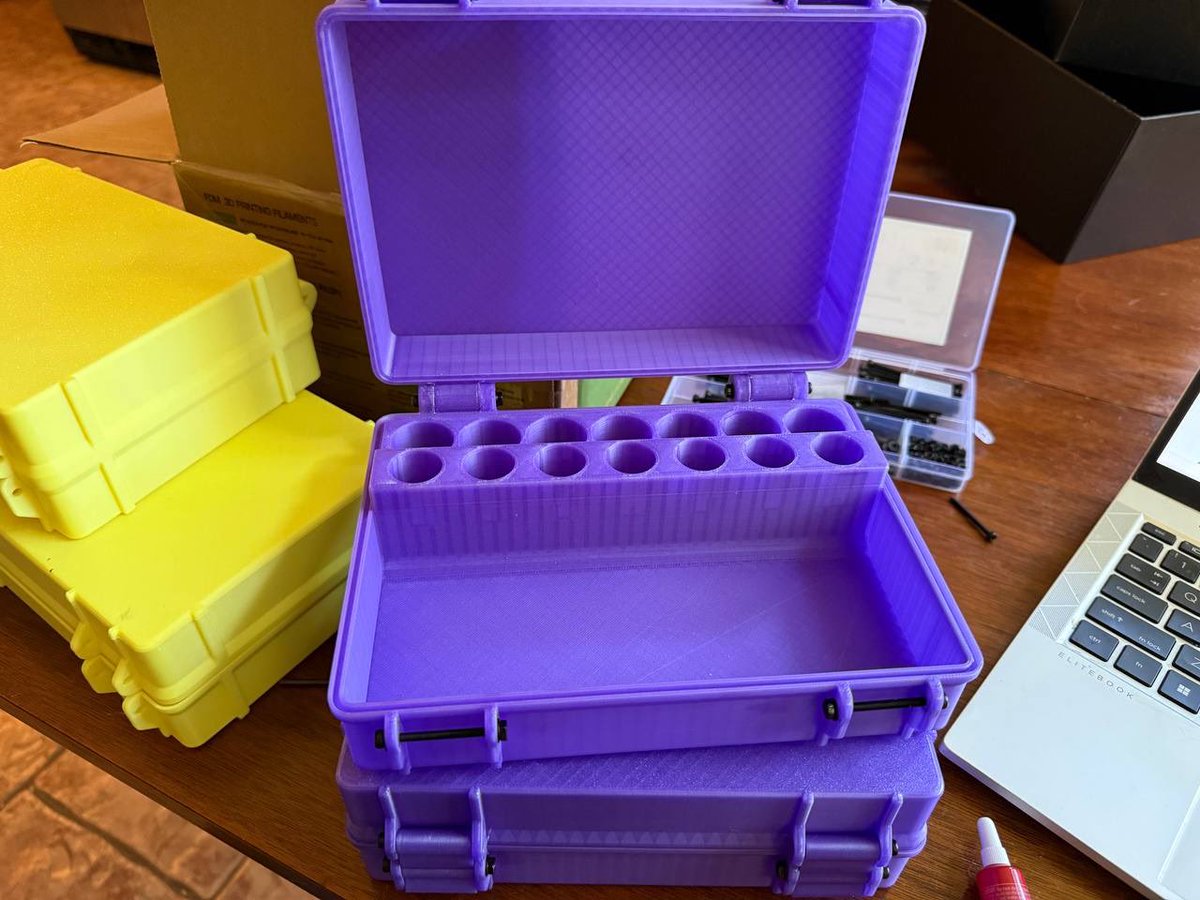 COREPEPTIDeps's tweet photo. Gonna start off the giveaway with a 3d printed peptide storage container.  I do some pretty cool ones.  Flip side i'll also do a 10ml vial container if you are more into steroid stuff.  I'll post up what I can make but it'll be dealers choice on what you want :) https://t.co/GwD0t8QoFx