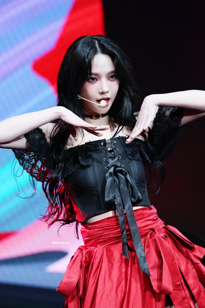 Starknandesuka6 tweet picture