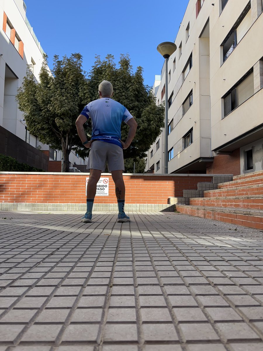CoolVasile's tweet photo. Enjoy life 🚶‍♂️🥰 https://t.co/d0GkQNbF2N