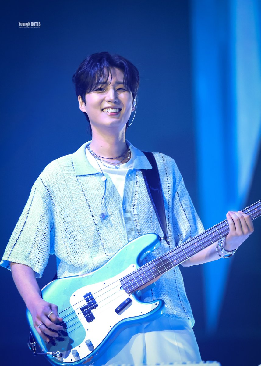 YoungK_NOTES_'s tweet photo. #영케이
260705 The DECADE FINALE
#강영현 #영현 #YoungK #DAY6 https://t.co/TLoQfuOg38