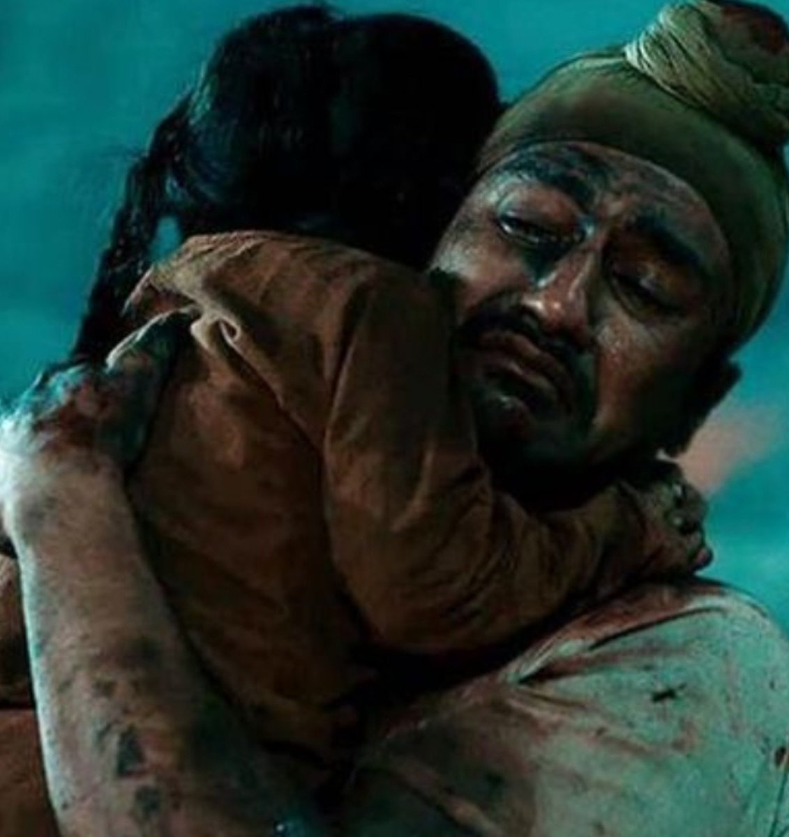 Apna_Bollywood's tweet photo. History will look back at the National Awards and always wonder HOW Vicky Kaushal was snubbed for Sardar Udham.

The Jallianwala Bagh sequence alone in Sardar Udham deserved every major acting accolade in the country. Vicky Kaushal didn't just act, he lived the collective trauma of an entire generation. Awards come and go, but this performance is forever etched in cinema history as a certified masterpiece.