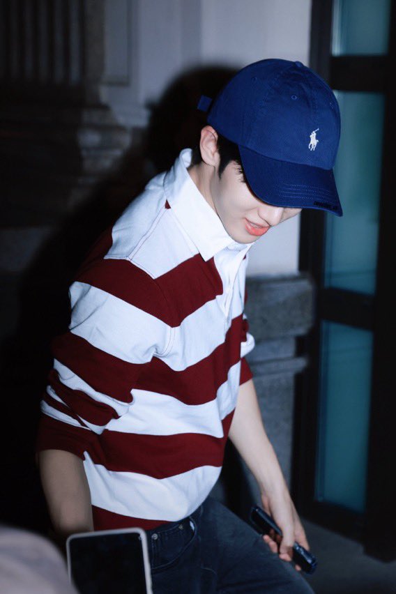 tmaieee's tweet photo. ôi t xỉu đấy nhá Siwoo à sao mà cưng quá vậy nè

#SIWOOINMILANO 
#PARKSIWOO https://t.co/8FFWfOWZ68