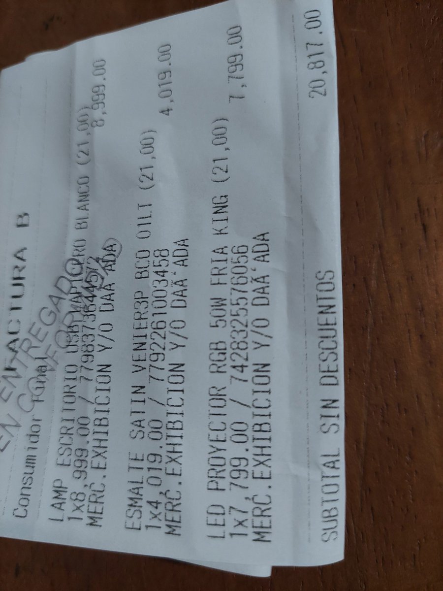 no_sentidocomun's tweet photo. @SrItati01  con respecto a charlado por Guasap no tiene luz el que no quiere, dejo el tiket. https://t.co/SlZ8fJxGXf
