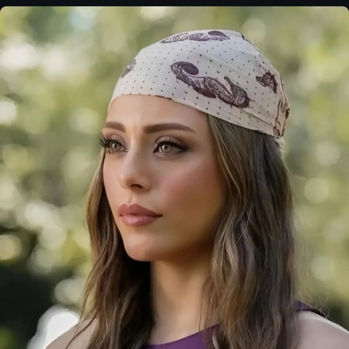 mayayerri's tweet photo. I've fallen in love with her 🤩💗💗

@silaturkogluu #SılaTürkoğlu https://t.co/vHnVNmTJ74