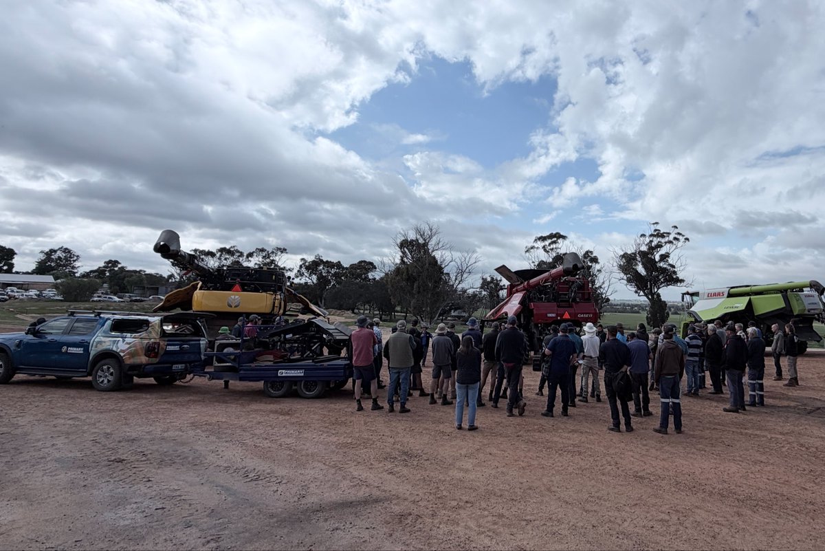 DirtSouthern's tweet photo. Great turnout at the Hall's farm in Carrolup for our GRDC Harvester Set-Up Workshop with @FaceyGroup and Primary Sales Australia. Seeder workshops coming Feb 2027, dates TBC. #HarvesterSetup #HWSC #GRDC #WAAgriculture https://t.co/8uvU7n72V9