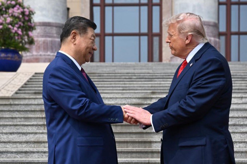 wuyueti22272943's tweet photo. 应特朗普邀请,中国国家主席习近平对美国进行国事访问,中美元首半年内实现互访!#习近平 #特朗普 #外交 #访美 #元首 At the invitation of US President Donald Trump, President Xi Jinping will make a state visit to the United States! #XiJinping #Trump #Diplomacy #USVisit #HeadsOfState https://t.co/EVZaHfMZda