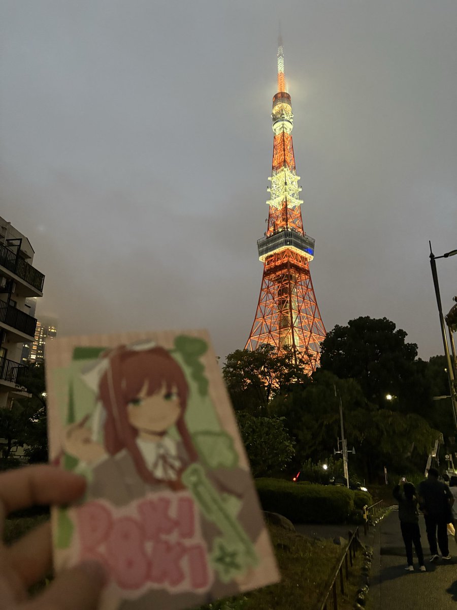 nHaFgVJ3Hw30298's tweet photo. #ドキドキ文芸部東京タワーコラボ
楽しかったです！ https://t.co/WejLl7CHmA