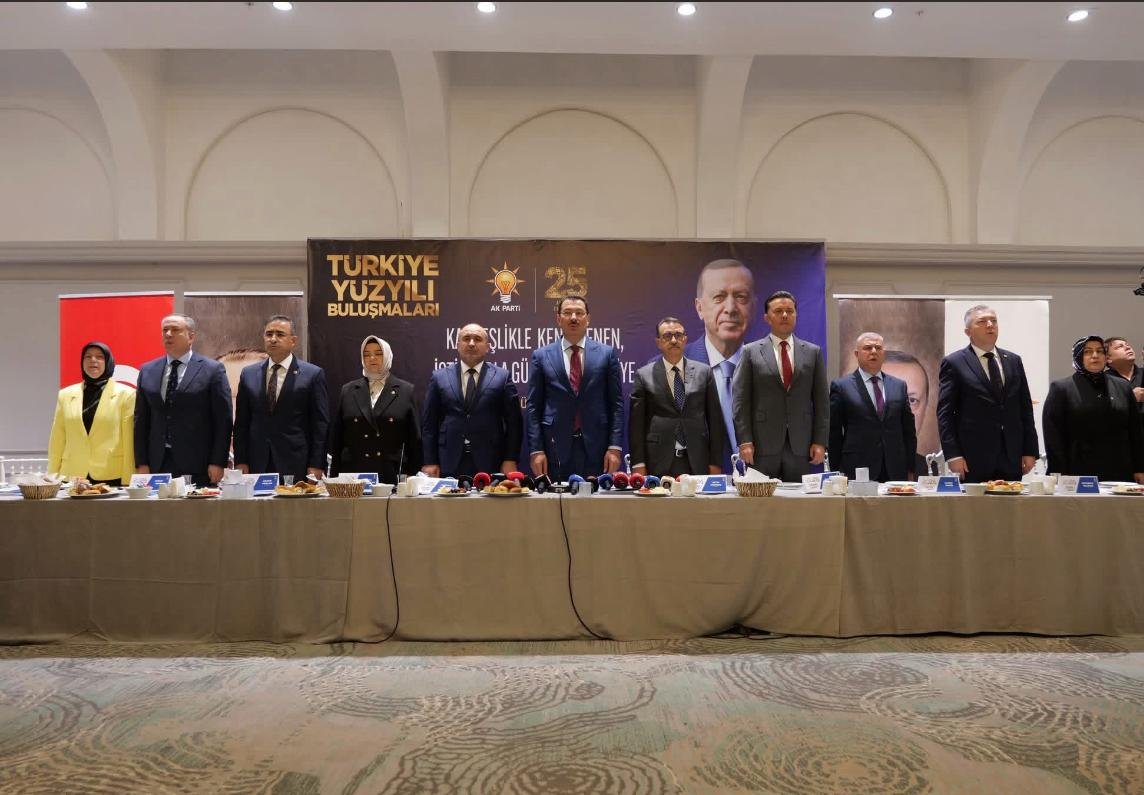 akkadinopazari's tweet photo. Türkiye Yüzyılı Buluşmaları kapsamında Genel Başkan Yardımcımız Ali İhsan Yavuz, MKYK Üyelerimiz, Milletvekillerimiz ve teşkilât mensuplarımızla programımızın açılışı yapıldı Şehir’imizin ilçelerinde devam eden buluşmalarımızla milletimizle bir aradayız
#TürkiyeYüzyılıBuluşmaları https://t.co/AmwmphOzx6
