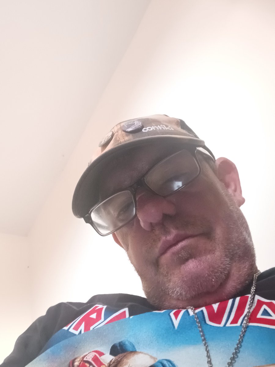 antony_box40244's tweet photo. Well if everyone wants a photo here it is https://t.co/kNOy3HyNAB