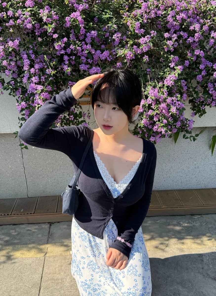oelzk4's tweet photo. 只有152的肉肉女真的沒有市場嗎😭
不嫌棄的可以一起賞花XD
#留言給我  #單身中 https://t.co/hFDWLu2V2h