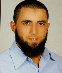 UpdateVersion22's tweet photo. سيد بلال، مواطن إسكندراني
أخدته مباحث أمن الدولة يوم 5 يناير 2011 للتحقيق في تفجير كنيسة القديسين.
 تاني يوم رجع لأهله جثة عليها آثار إصابات وتعذيب. https://t.co/7P4zEO1fnQ