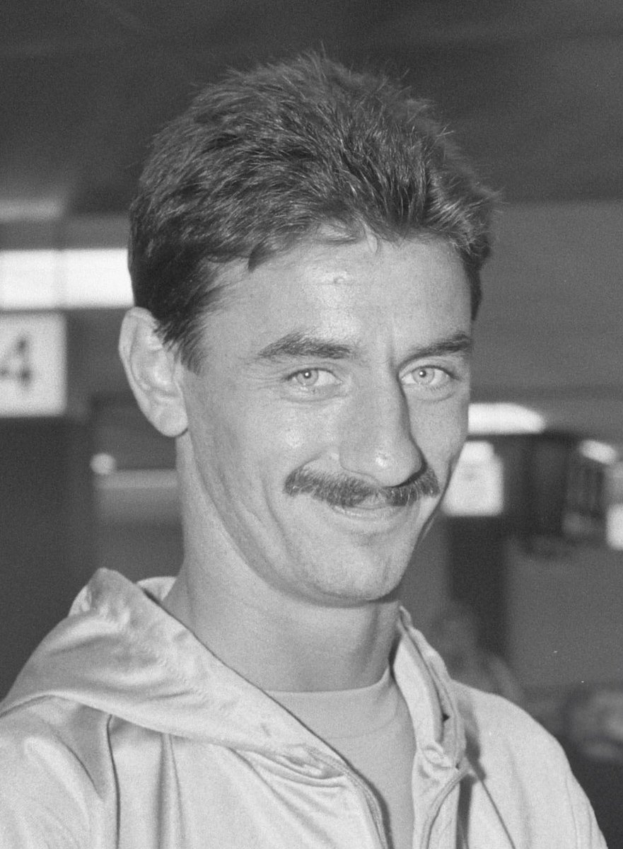 LFChistory's tweet photo. Two second-half goals from Ian Rush sealed a 3-1 win over Everton on 23 September 1989, with Mike Newell and John Barnes scoring for either side before the half-time.
A win over the Blues at Goodison and Liverpool top of the league💪 
📸 Rob C. Croes / Anefo – Edited by https://t.co/f1aQwNawle