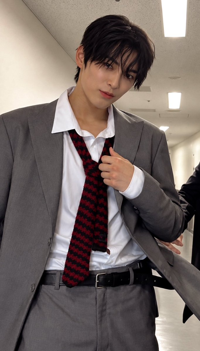 cortislore's tweet photo. #keonho https://t.co/5LXKxajo2H