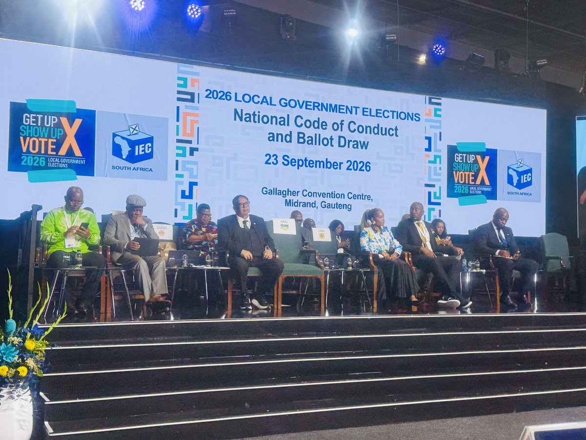 MikaNgobeni's tweet photo. 🚨SITUATION RIGHT NOW: At Gallagher Estate for the National Code of Conduct signing and Ballot Draw for LGE 2026🇿🇦 Wish us well Bazalwane 🙏🏾 https://t.co/YNzHHwr95w