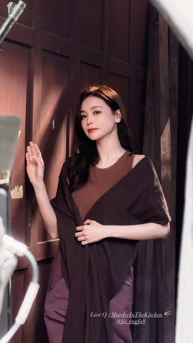 KimNganEFa's tweet photo. สวยอะไรขนาดนี้เนี่ยยย ☺️🤍
#MurderInTheKitchen
#อิงฟ้ามหาชน #อิงฟ้าวราหะ
#EngfaWaraha @EWaraha https://t.co/avUbGxIrPd