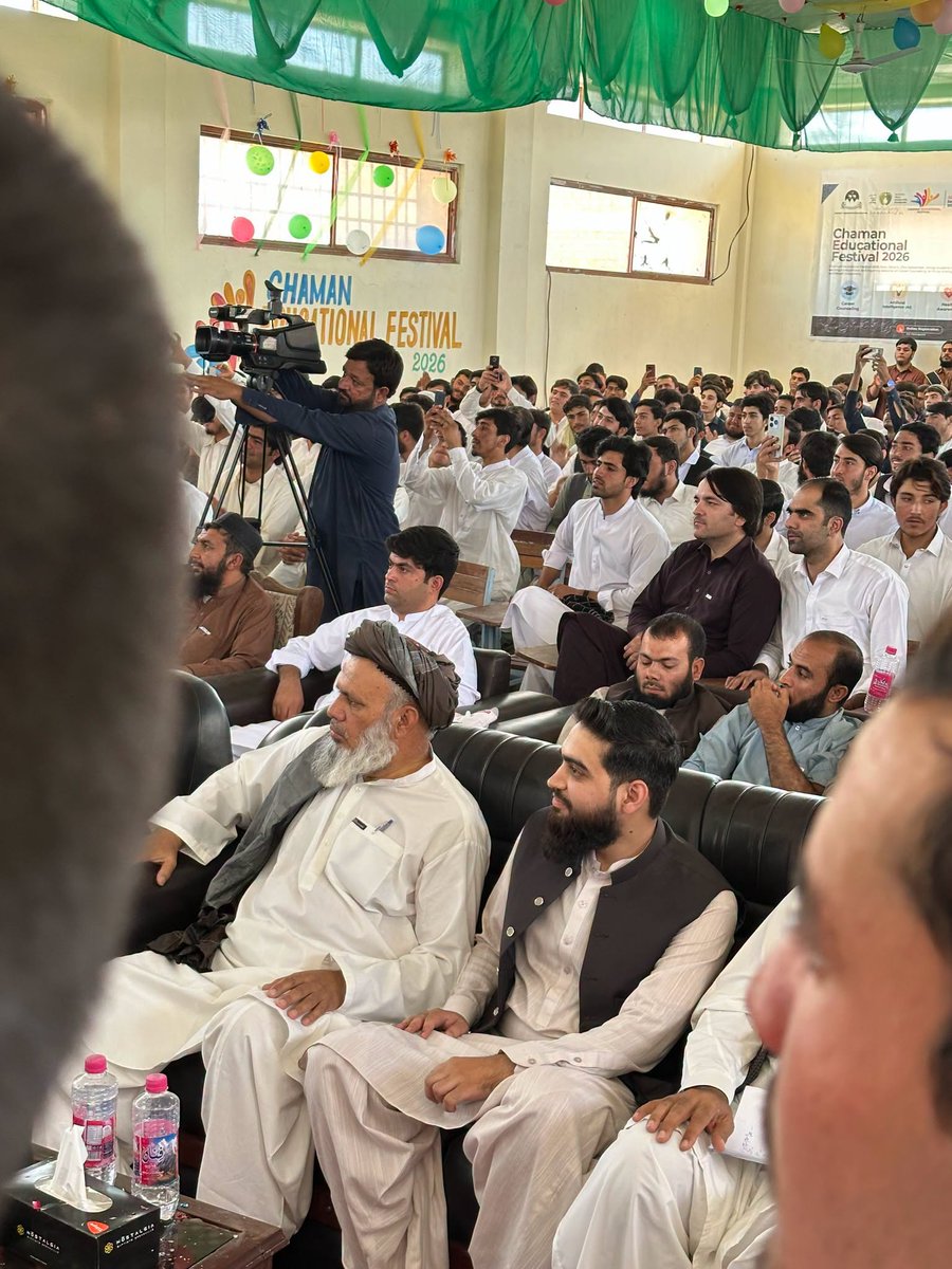 Digibizz_GOB's tweet photo. DigiBizz joined the Educational Fair in Chaman, engaging with local youth and highlighting opportunities in AI, Digital Marketing, E-Commerce &amp; Graphic Design. With a strong community response, DigiBizz is opening soon in Chaman. 

#DigiBizz #Chaman #DigitalSkills https://t.co/NkP5pZwTbe