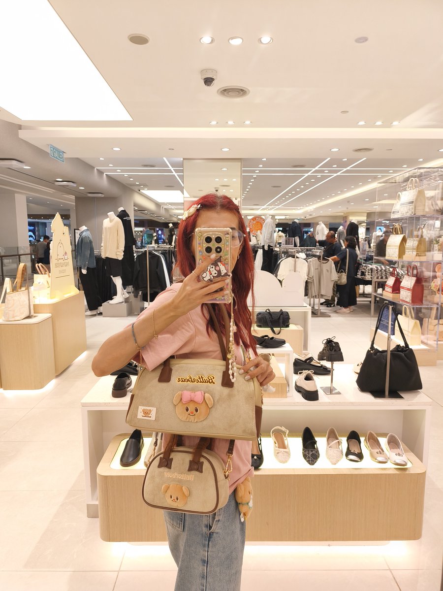 MummyYJS's tweet photo. น้องเนย in ปีนัง น่ารักมาก รับอะไรอีกไหม Dmมาได้คะ 🐻💕

#VinccixButterbear
@butterbear_th https://t.co/3vG8mUvW83
