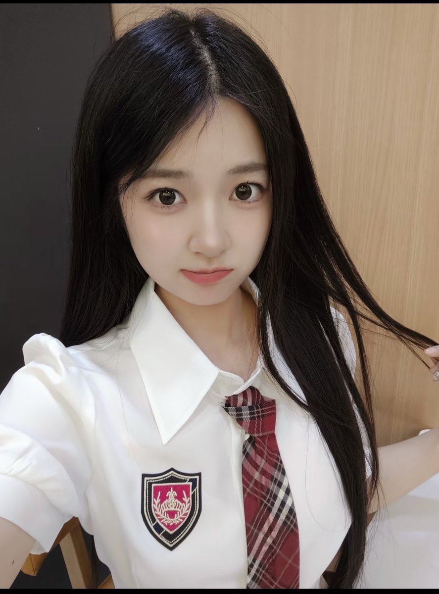 e_Ma0610's tweet photo. 高中生…我真的不要 🚪      

真的给b看 不信你试试 我真的是女菩萨 https://t.co/PAB0Tit5zX
