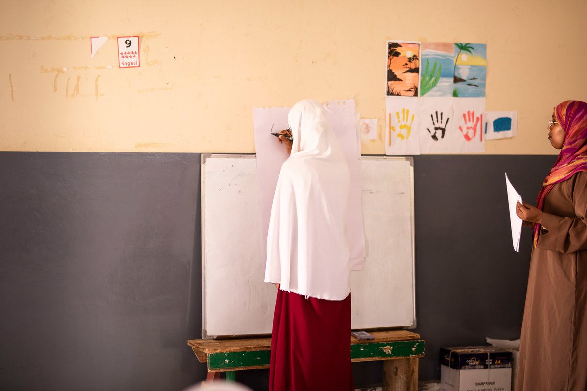 unicefsomalia's tweet photo. Empowering change-makers for girls’ rights and wellbeing. UNICEF & #MOLSASomaliland trained Adolescent Girls Toolkit ToTs in Hargeisa, enhancing their capacity on safeguarding, facilitation, mentoring, and community rollout of the #GAIA toolkit. #2gether4SRHR #GirlsInAction https://t.co/Y8DiK5KDIE