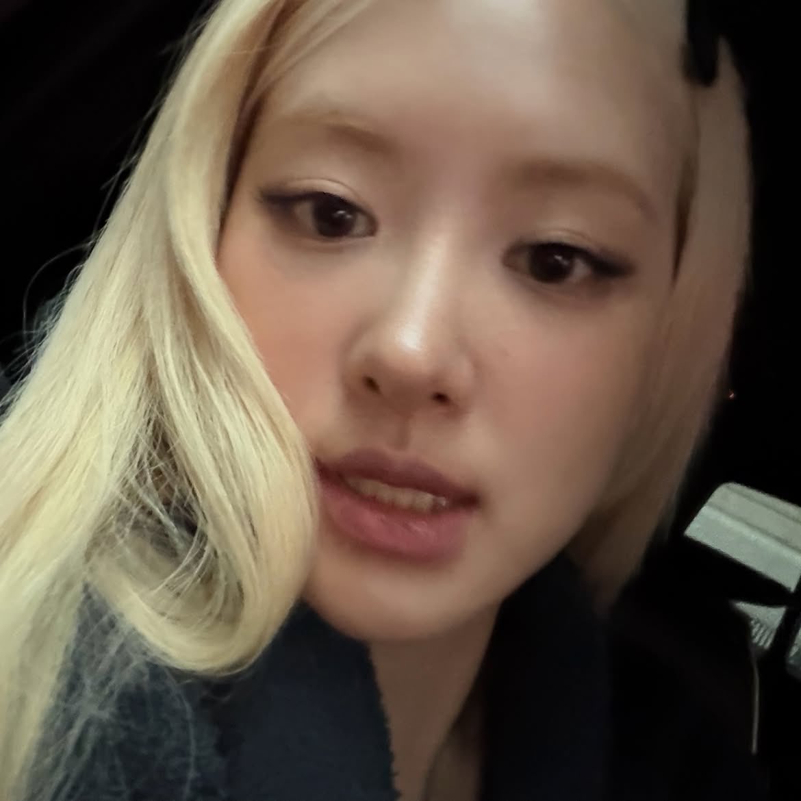 RoseGlobalUnion's tweet photo. ig update from ROSÉ 
2026.09.23

“match made in new york once upon a timey 😉 artwork by miss @.amyallen”

🔗 https://t.co/PUCbxWmlwR 

KEEP STREAMING NEW TRICK 
NEW TRICK FIRST WEEK
#ROSÉ_newtrick #ROSÉ https://t.co/agV3rSbJ4D