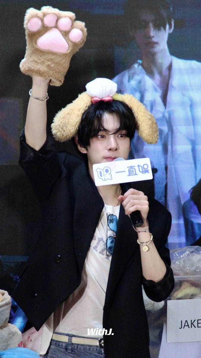 Bongjaim's tweet photo. 견 https://t.co/vhaE7JIihf