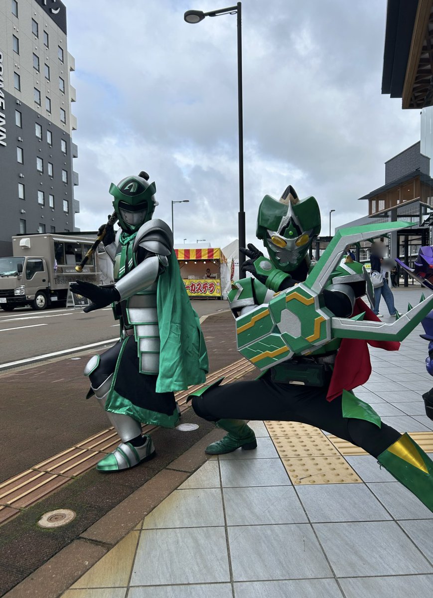 meidatonoir's tweet photo. #必筆超人ライトロン さんにも
［スタッグウエポン］持ってもらいました！
*\(^o^)/*

#仮面騎士ダンハイト さんも一緒に！
٩( 'ω' )و

#HRFUKUI2026

@danhight0401 さん
ありがとうございました https://t.co/olXNmec5zk