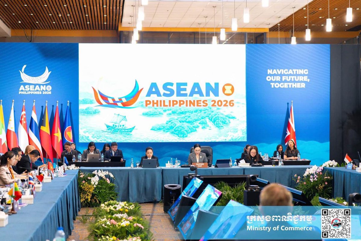 MoCCambodia's tweet photo. Her Excellency CHAM Nimul, Minister of Commerce and Cambodia’s ASEAN Economic Minister, led the Cambodian delegation in attending the 6th ASEAN Economic Ministers and the United Kingdom Consultation.…
👉 Read More: https://t.co/ZYwemrCPWr https://t.co/slZYWHXN4R